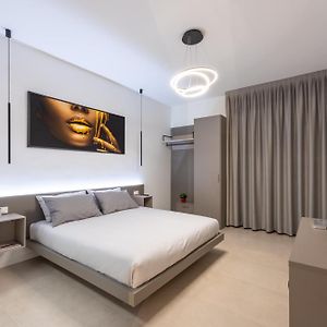 Camera standard con letto king size